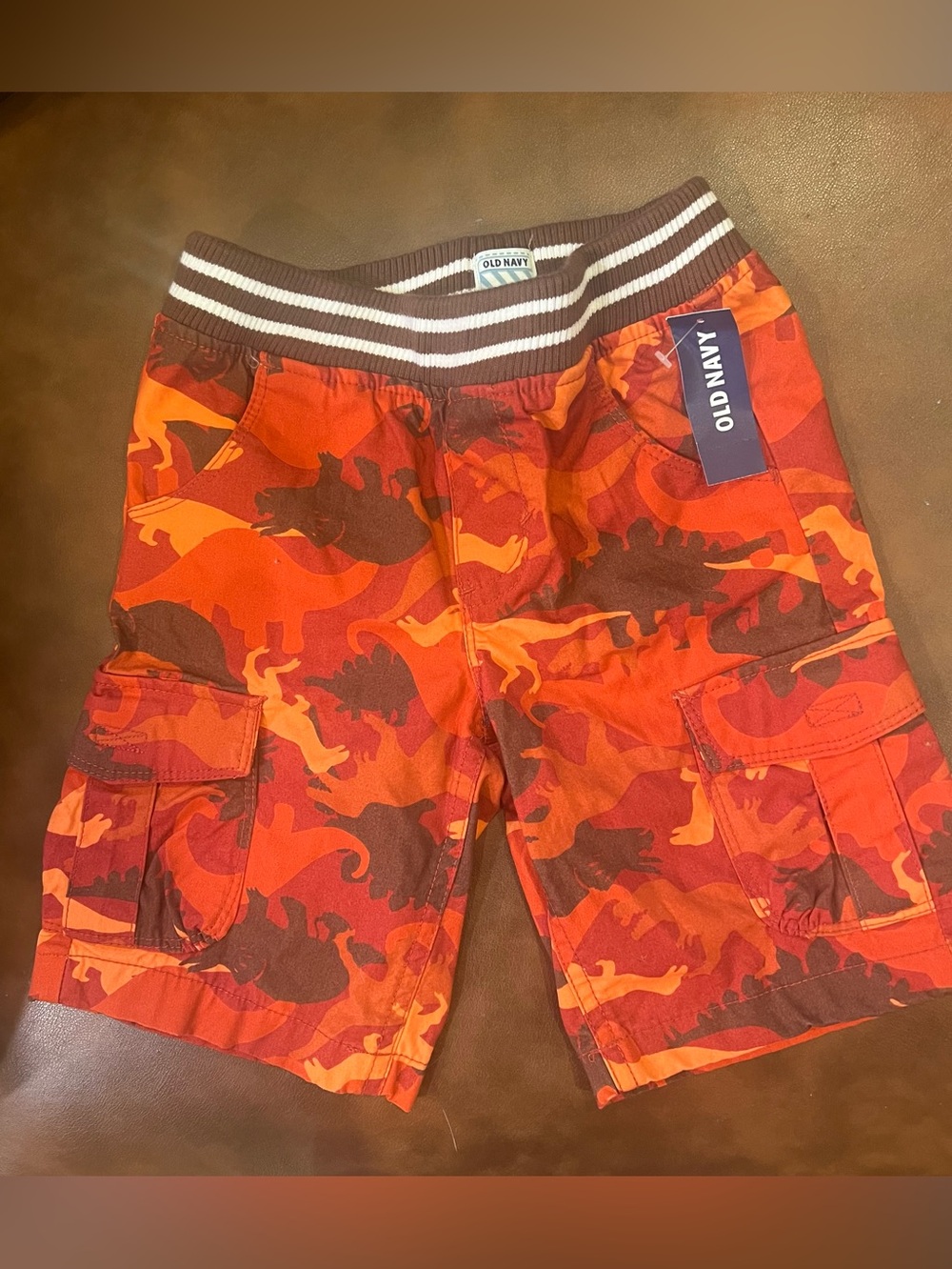 Old Navy Dino Cargo Shorts Toddler 2T Orange Camo NWT